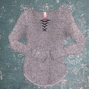 No Boundaries Grey V Neck T Shirt